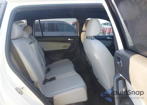 2020 Volkswagen Tiguan 2.0T Se/2.0T Se R-Line Black/2.0T Sel из США, поврежденный, VIN 3VV2B7AX2LM132932